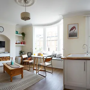Host & - Marine Sands Apartment